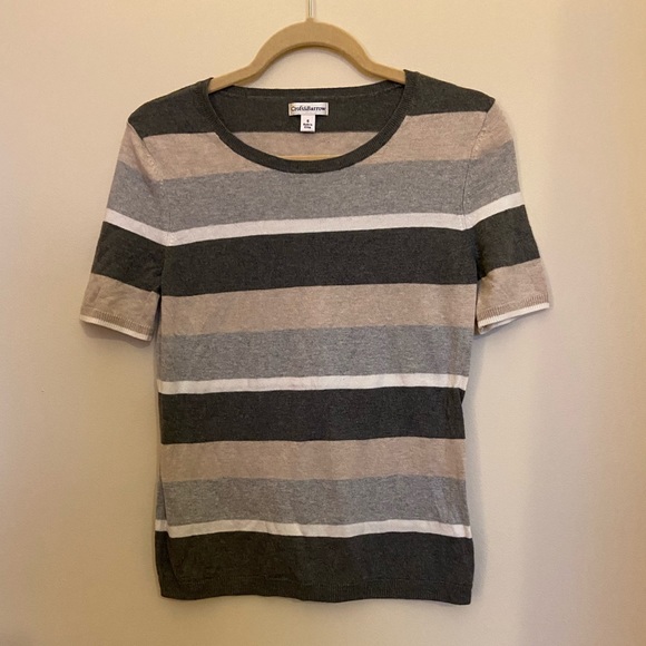 Sweater - Picture 1 of 1